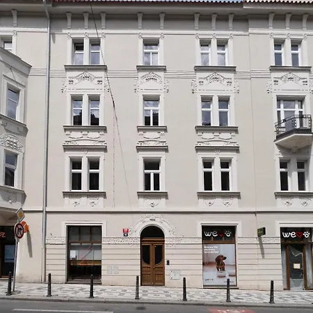 Blueground Letná Furnished Foodie Area Prg-54 * Praga