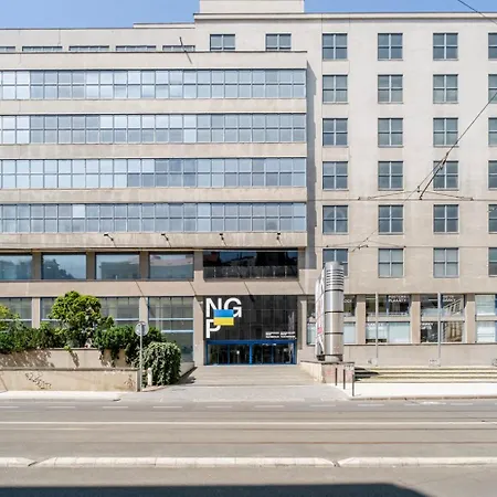 Blueground Letná Furnished Foodie Area Prg-54 Praga