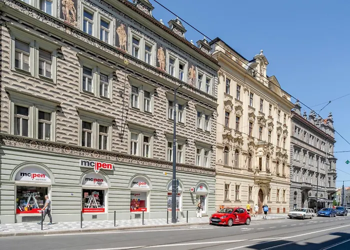 Blueground Letná Furnished Foodie Area Prg-54 *