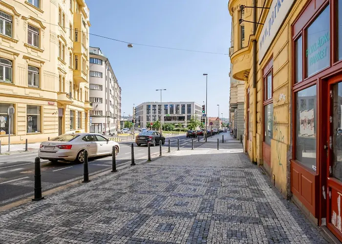 Blueground Letná Furnished Foodie Area Prg-54 Appartamento *
