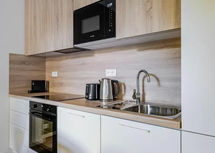 Blueground Letná Furnished Foodie Area Prg-54 Appartamento *